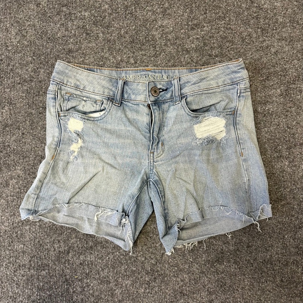 American Eagle Shorts Womens Size 6 Blue Distressed Midi Stretch Raw Hem Denim
